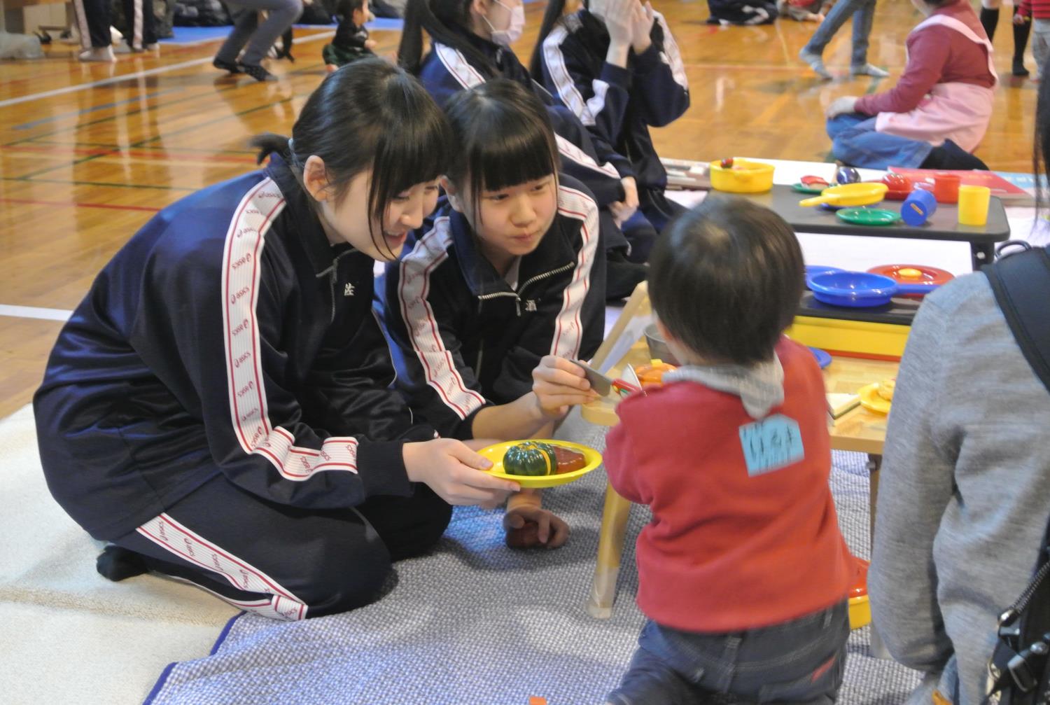 陵陽中赤ちゃん交流