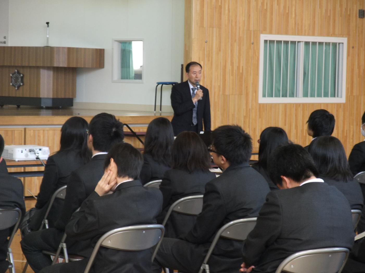 奈井江商業高交通安全講話