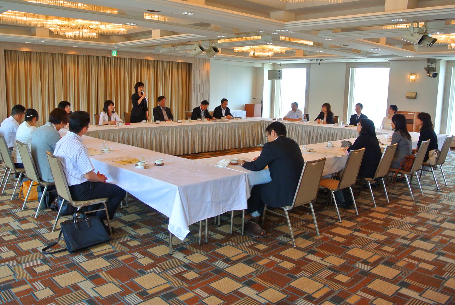 小学校道徳資料研総会