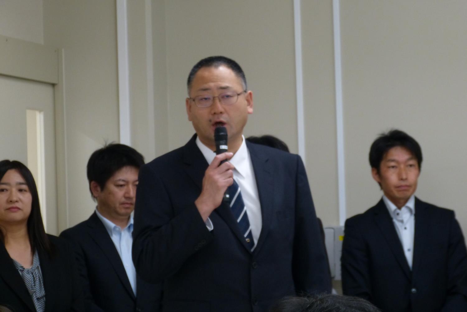 旭川市小中主幹教諭協議会長谷川会長