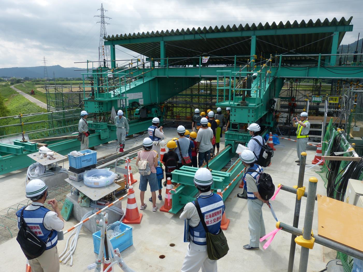 旭川開建など親子見学会