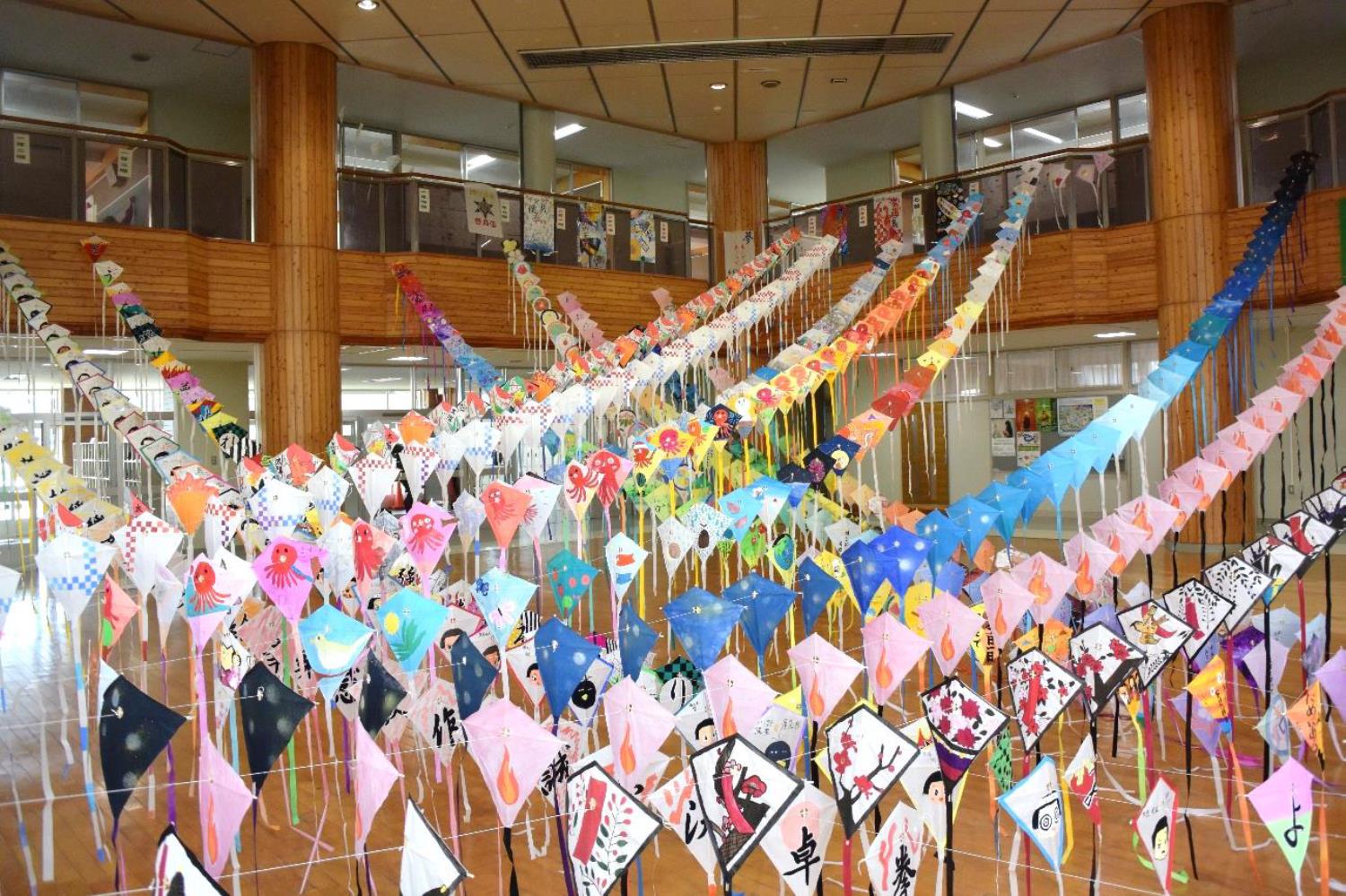 札幌市立手稲東中学校連凧作成