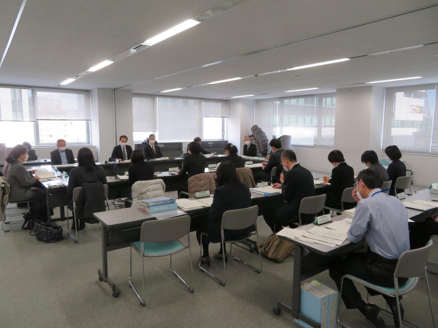 札幌市学校給食運営委員会