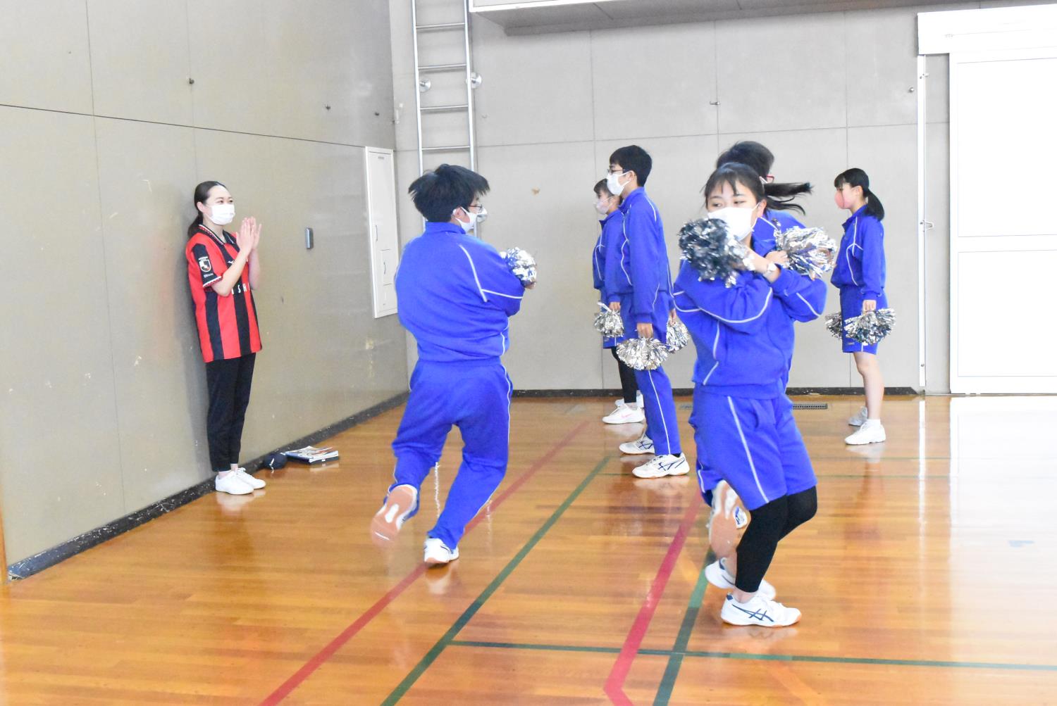 札幌中の島中ダンス授業