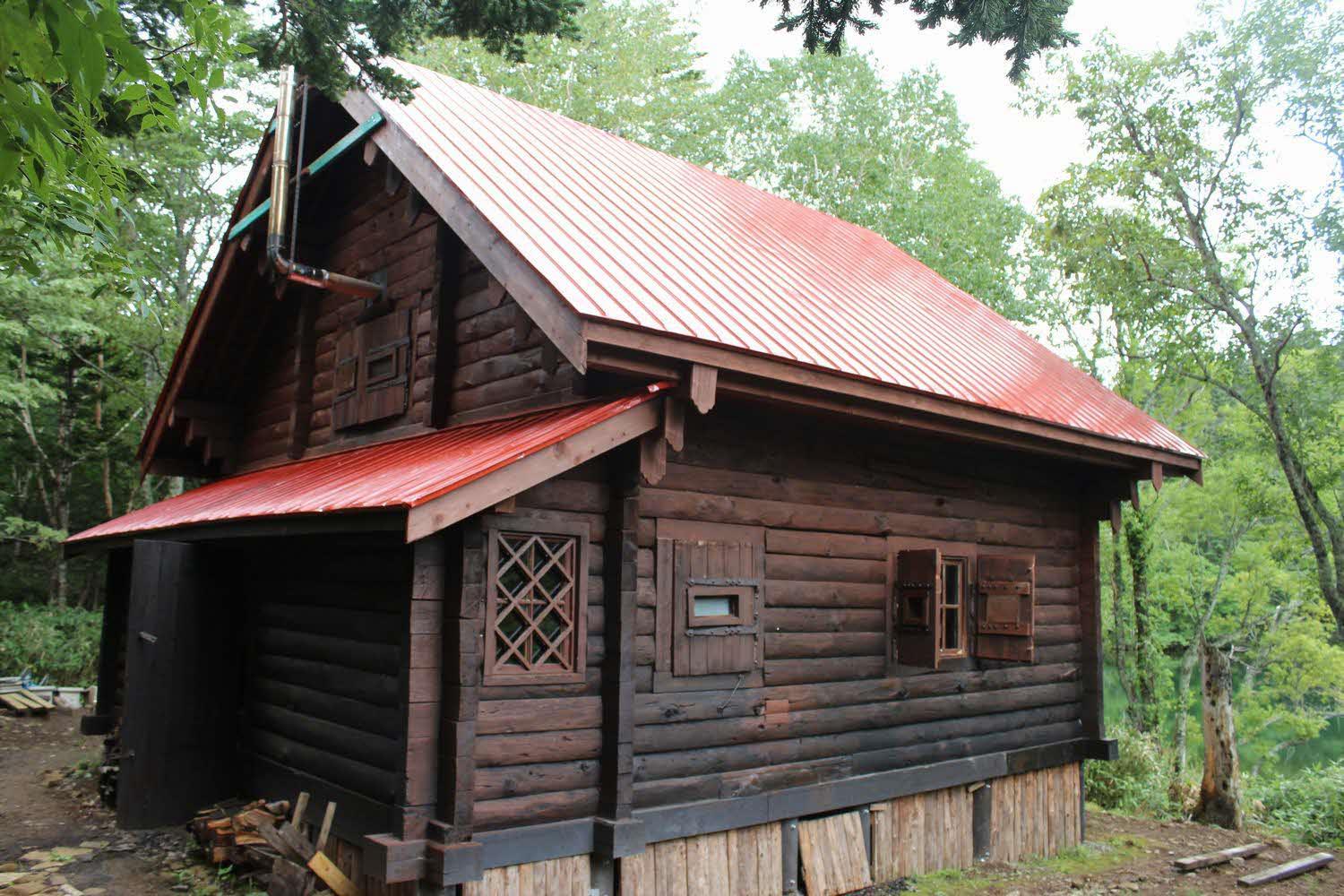 北大空沼小屋北西側外観