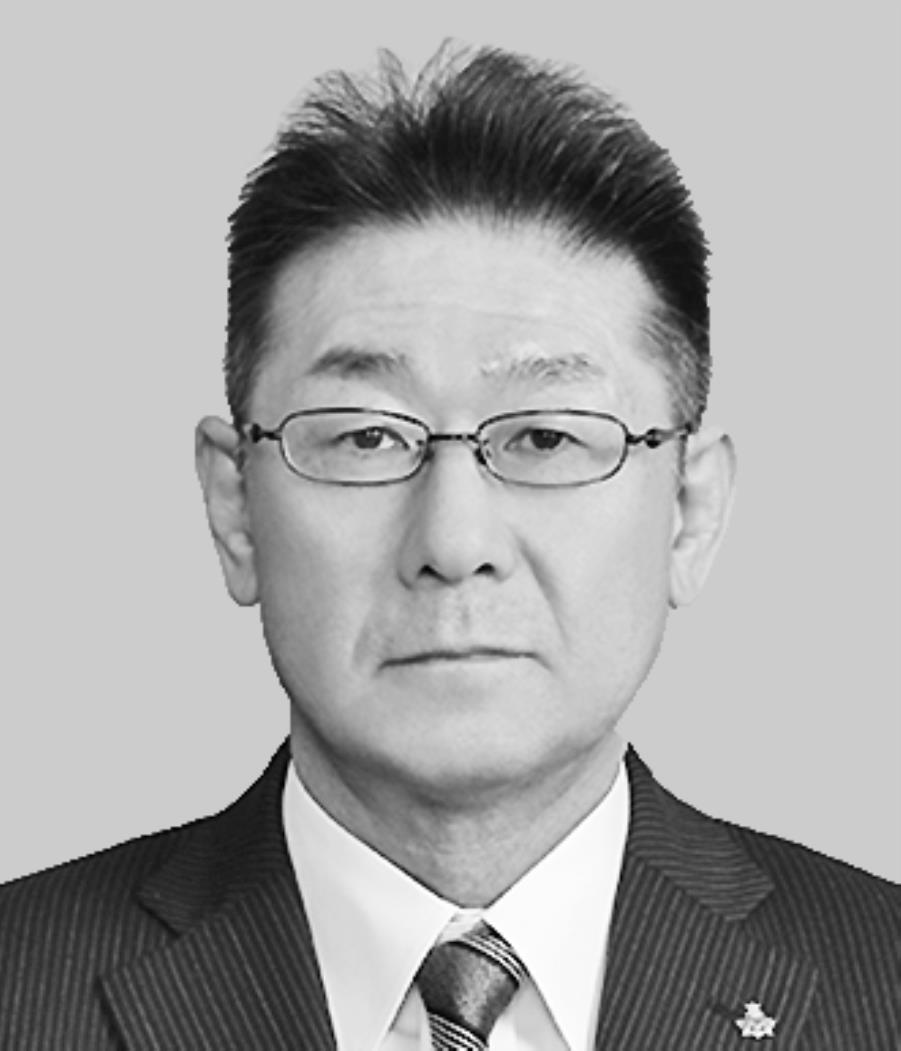 十勝教育局長・新山知邦