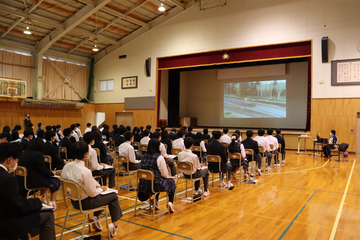 宗谷建青会が稚内高で出前講座