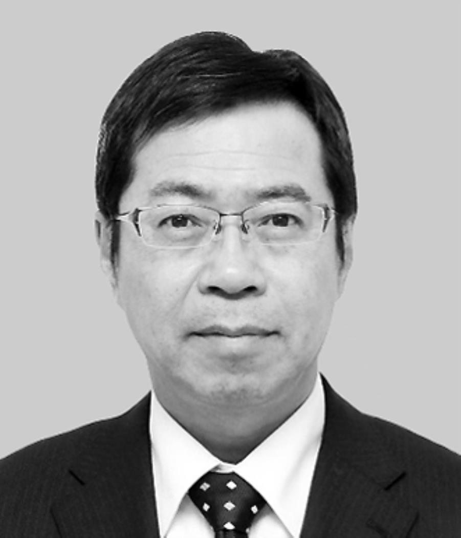 雄武町教育長豊田通敏