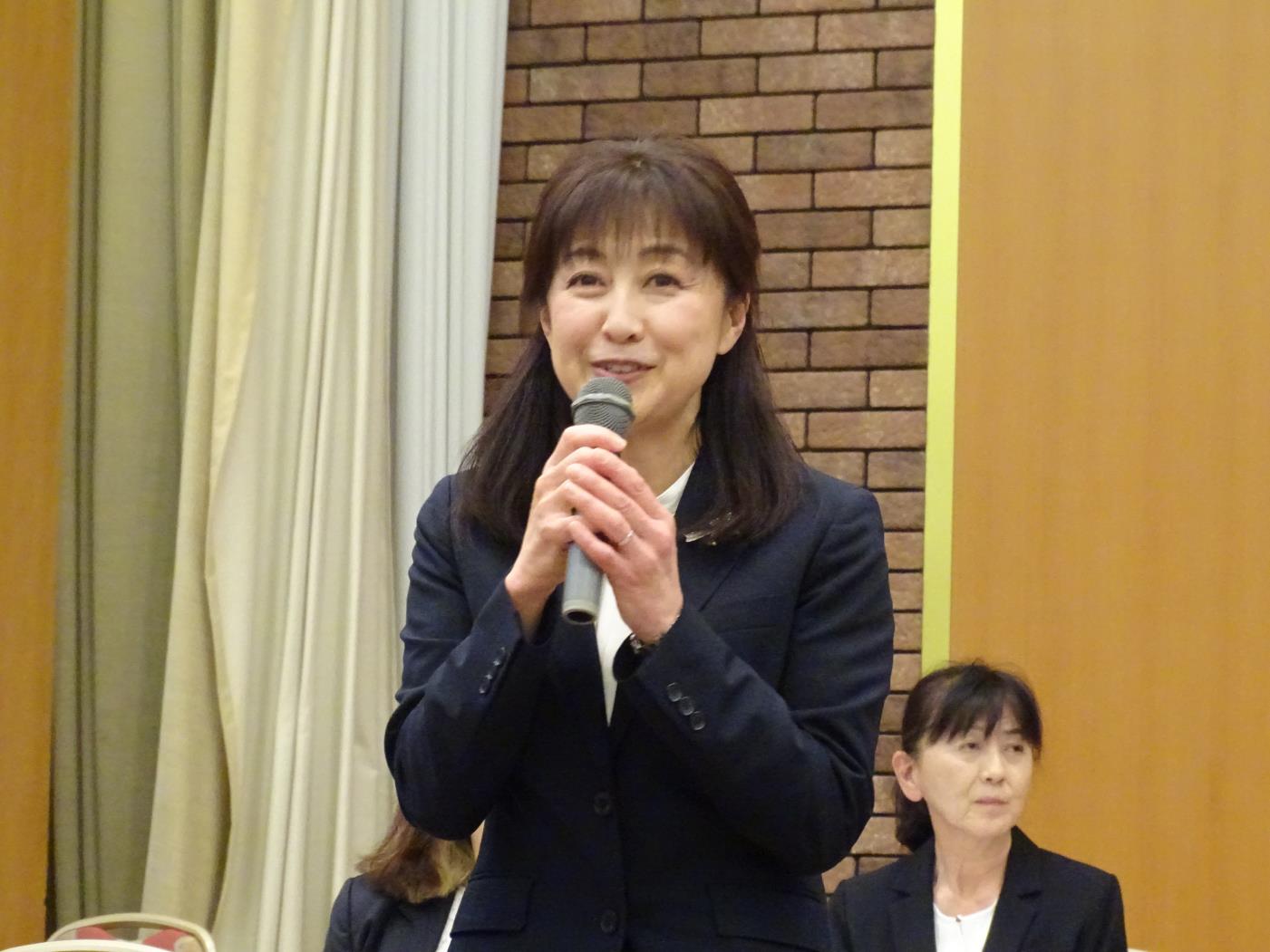 女性管理職会・山下新会長