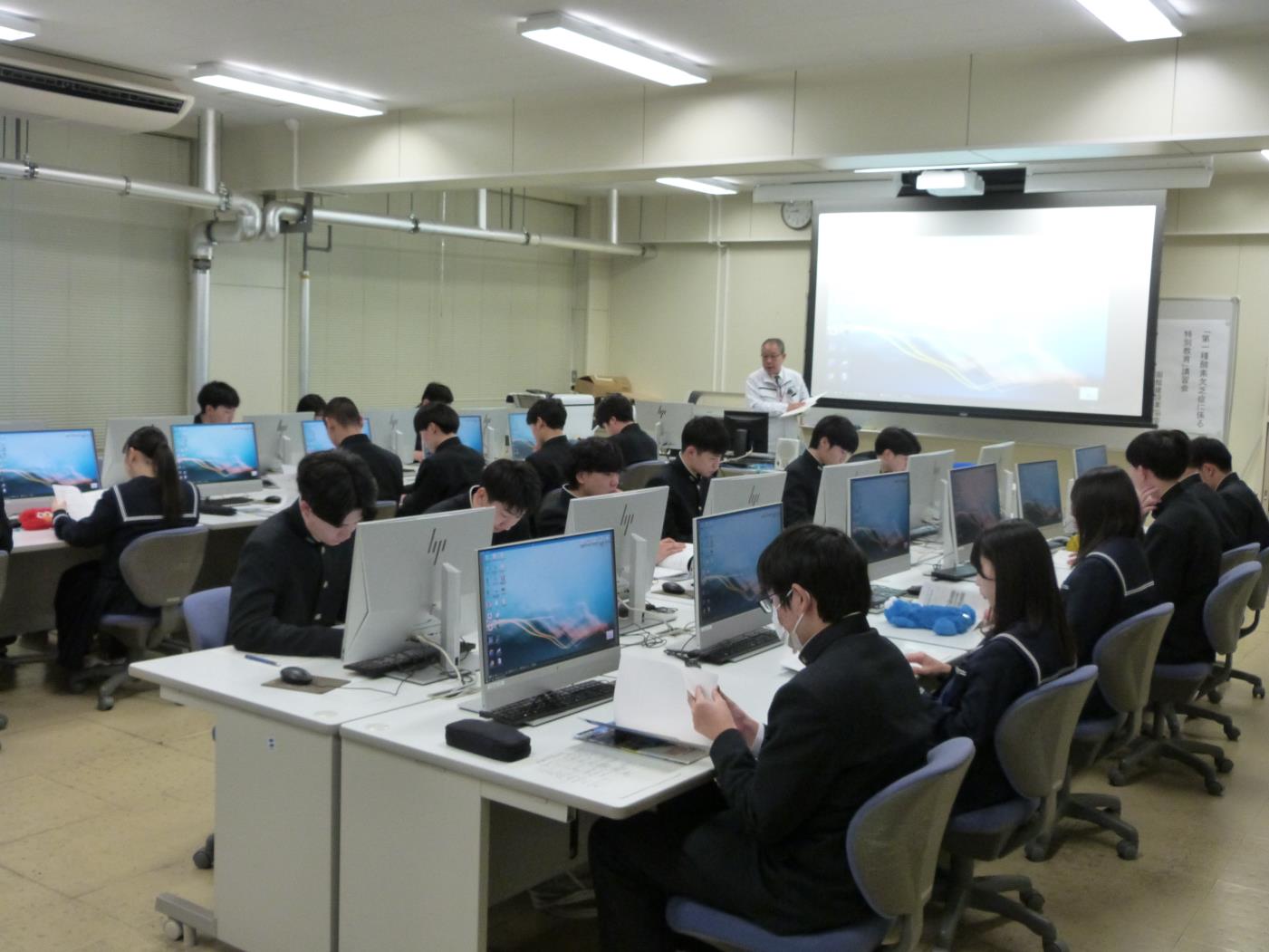 函館工業で道建協酸欠特別教育