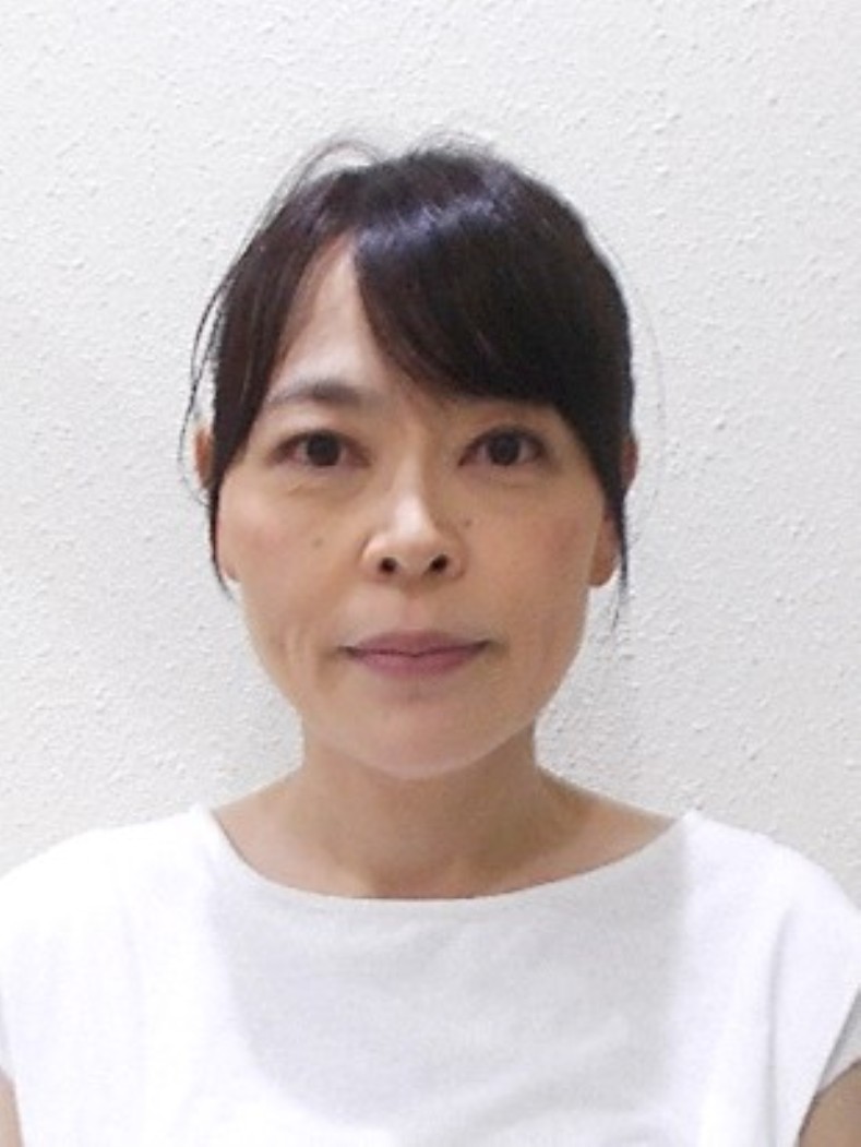 堀朋子校長