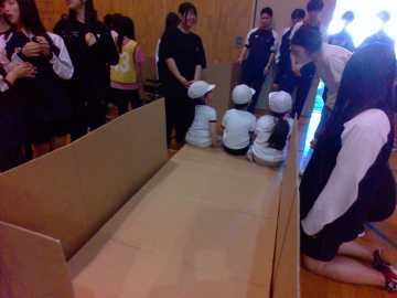 函館西高　１日防災学校　探究活動で生徒が企画　逃げ地図作成や避難所体験など_画像＜1＞
