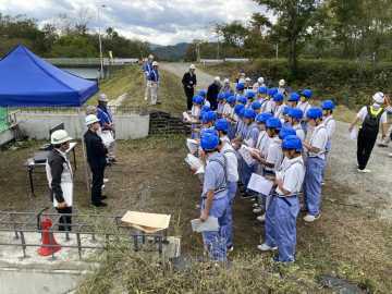 帯工高、帯農高　現場見学会参加　建設産業の実際学ぶ　受発注者が各業務等紹介_画像＜1＞