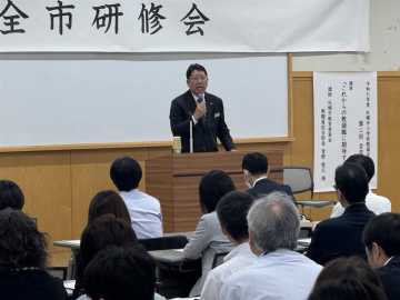 札幌市小学校教頭会　全市研修会　広い視野と即応力を　市教委・菅野教職員部長講演_画像＜1＞