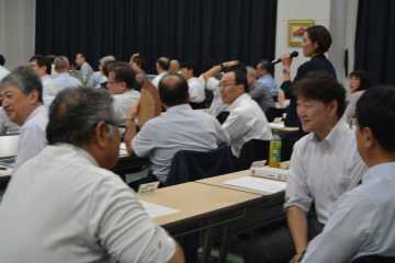 安心できる職場　対話が鍵　札幌市中学校長会が経営研　キャリアバンク・八十嶋氏が講演_画像＜1＞