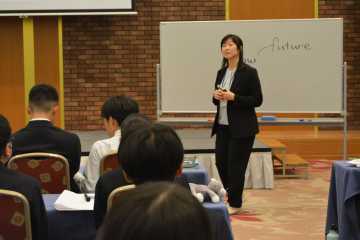 研究授業　屯田中央中が公開 協働し社会貢献考える 幼少期の夢もとに対話重ね_画像＜1＞