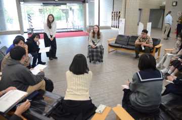 道教委　Ｓｔｕｄｙ　Ａｂｒｏａｄ　間違い恐れず挑戦して　大学講義や留学生と交流等_画像＜1＞