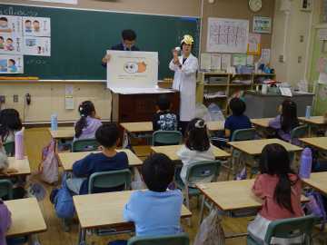 子の視力低下で札幌市学校保健会 目の健康啓発へ指導案　小学校低学年対象に作成進む_画像＜1＞