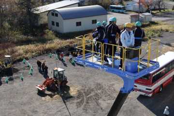 中標津高と中標津農高　将来の選択肢に建設業　農協事務所新築工事現場を見学_画像＜1＞