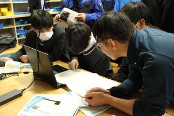 美唄尚栄高で岸本組ICT授業　最新の建設業を学ぶ　３D設計データ作成など_画像＜1＞