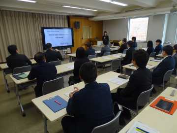 道研　第４回所内自主研修　客観・多角的な視点を　道教委・川端学校教育監が講話_画像＜1＞