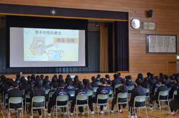 札幌屯田北中　助産師招き　違い認め尊重し合って　心と体といのちの講演会_画像＜1＞
